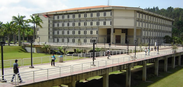  Universidad Simón Bolívar, Caracas, Venezuela 